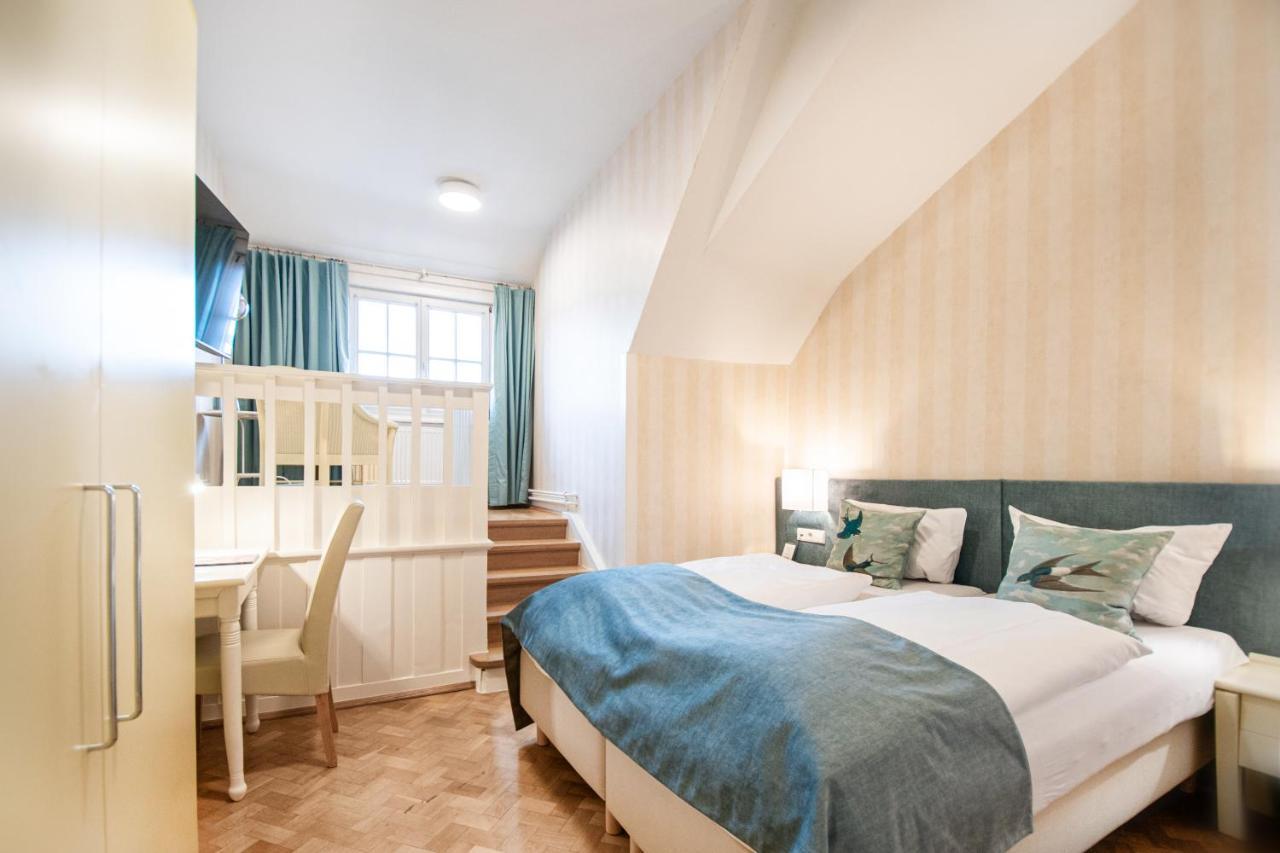 Romantik Hotel Barbarossa كونستانز المظهر الخارجي الصورة