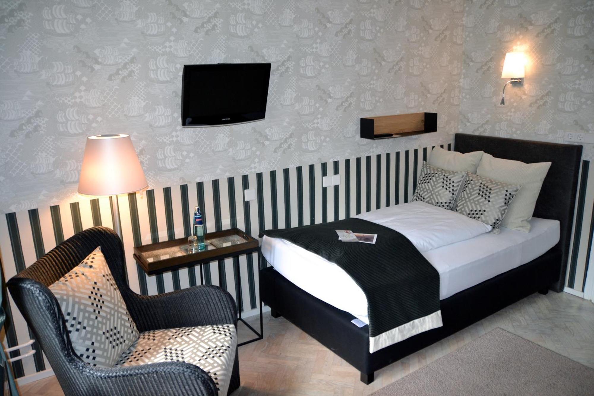 Romantik Hotel Barbarossa كونستانز المظهر الخارجي الصورة